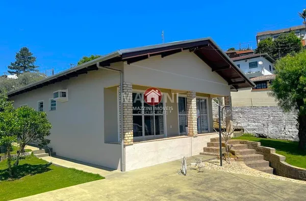 Vende-se Casa no Centro de Rio do Sul / SC