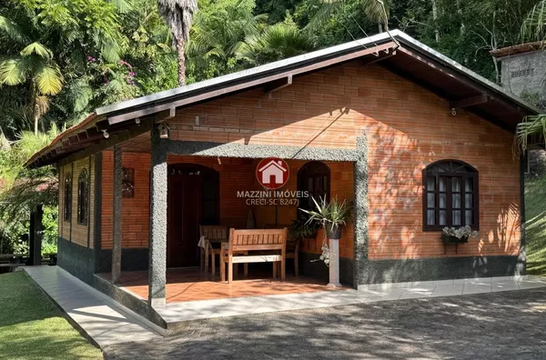 Vende-se Sítio no bairro Barra do Trombudo, Rio do Sul / SC