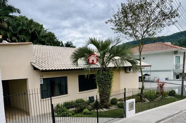 Vende-se Casa no bairro Sumaré, Rio do Sul / SC