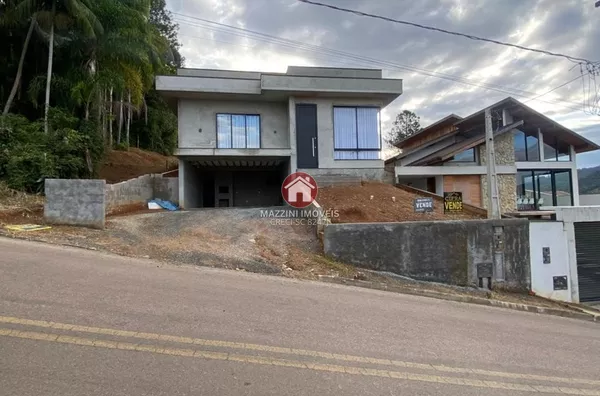 Vende-se Casa no bairro Fundo Canoas, Rio do Sul-SC