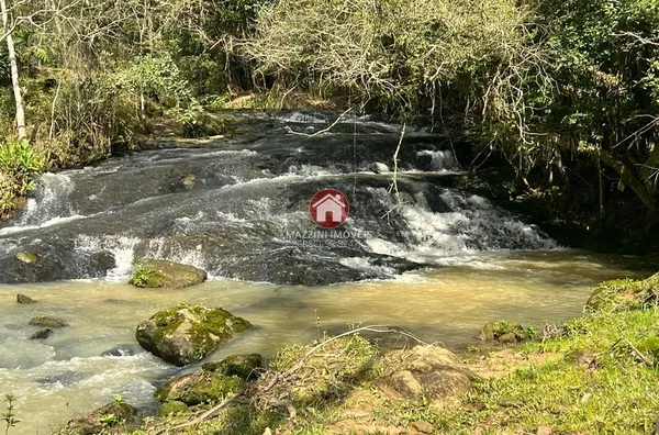 Vende-se Sítio com Casa em Ribeirão Strey, Aurora / SC