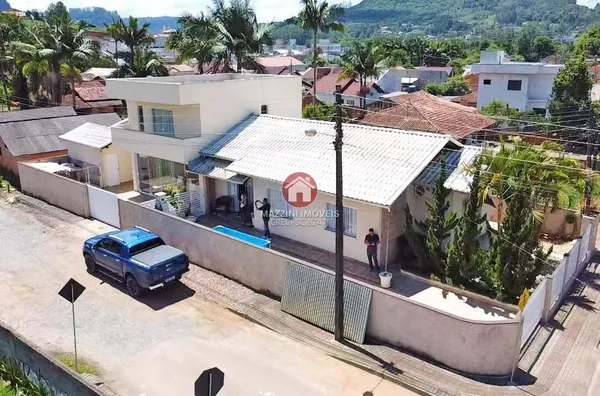 Vende-se Casa no bairro Bremer, Rio do Sul/ SC