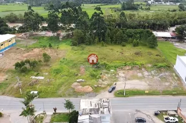 Vende-se Terreno no Centro de Lontras / SC
