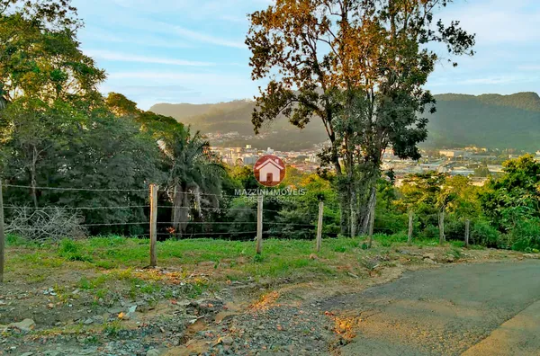Vende-se Terreno no bairro Santana, Rio do Sul / SC