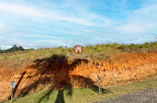 Vende-se Terreno no bairro Albertina, Rio do Sul / SC