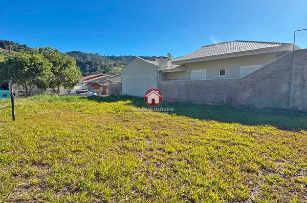 Vende-se Terreno no bairro Albertina, Rio do Sul / SC