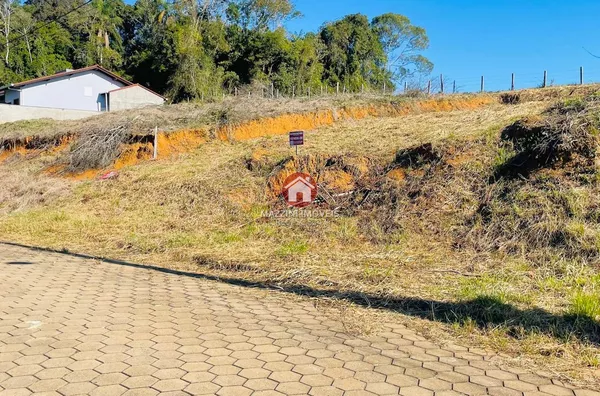 Vende-se Terreno no bairro Vila Nova, Lontras / SC
