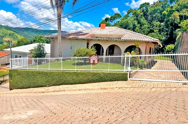 Vende-se Casa no bairro Taboão, Rio do Sul / SC