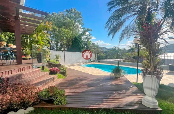 Vende-se Casa no bairro Eugênio Schneider, Rio do Sul / SC