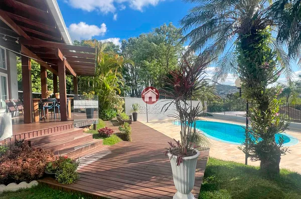 Vende-se Casa no bairro Eugênio Schneider, Rio do Sul / SC