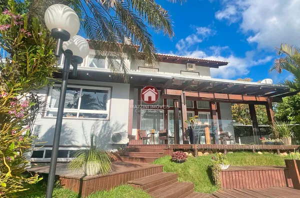Vende-se Casa no bairro Eugênio Schneider, Rio do Sul / SC