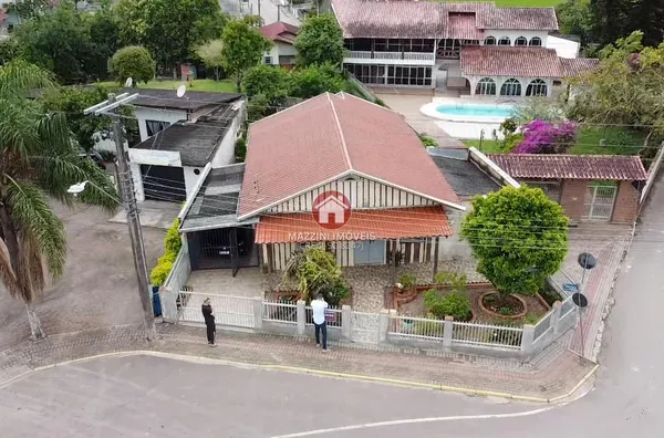 Vende-se Casa no bairro Taboão, Rio do Sul / SC