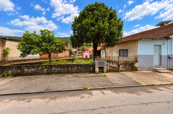 Vende-se Imóvel Comercial no bairro Barragem, em Rio do Sul/SC