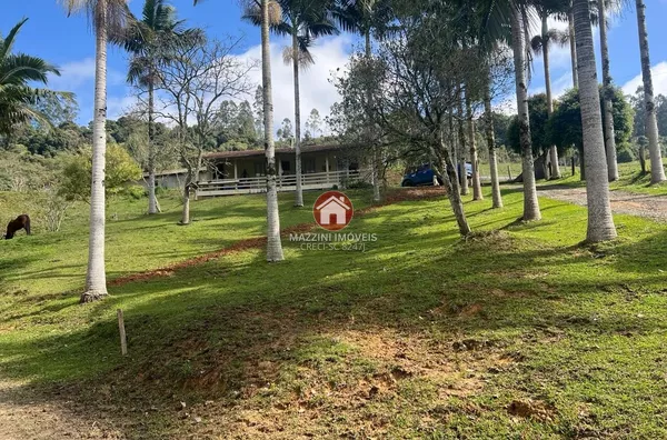 Vende-se Sítio com Casa em Ribeirão Strey, Aurora / SC
