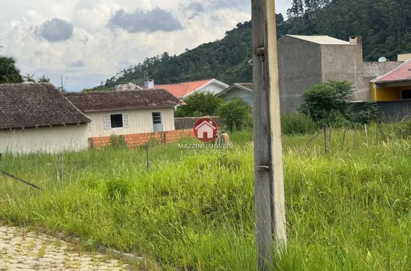 Vende-se Terreno no bairro Albertina, Rio do Sul/SC