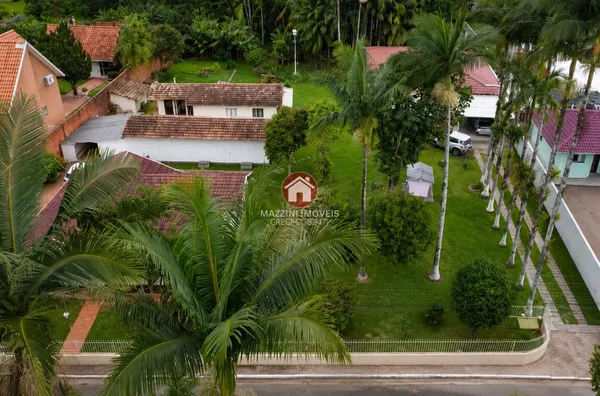 Vende-se Casa no bairro Rainha, em Rio do Sul/SC