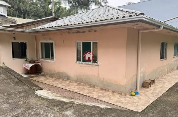Vende-se Casa no bairro Fundo Canoas, Rio do Sul/SC