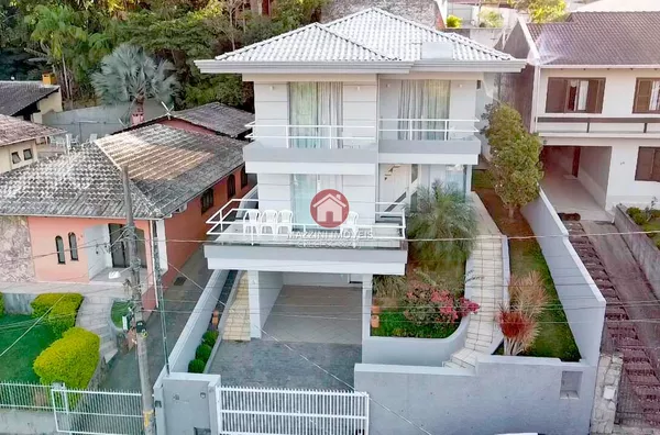 Vende-se Casa no bairro Sumaré, Rio do Sul / SC