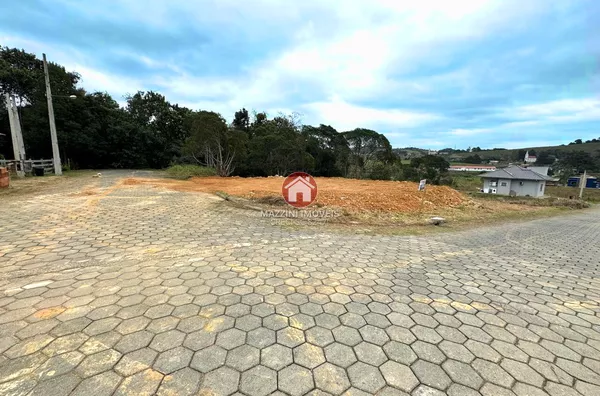 Vende-se Terreno no bairro Morro do Reuter, Agronômica / SC