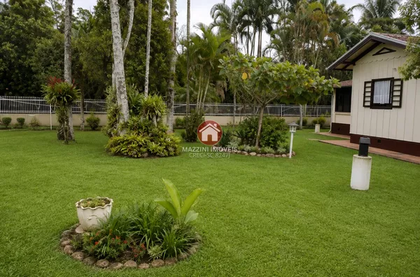 Vende-se Casa no bairro Rainha, em Rio do Sul/SC
