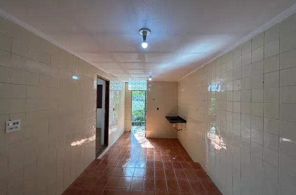 Casa térrea para aluguel, 2 quarto(s),  Agua Fria, São Paulo
