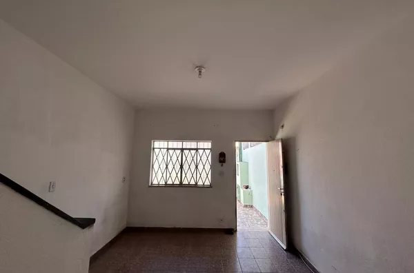 Charmoso Sobrado em Bairro Tradicional e Tranquilo com 2 dormitórios à venda, 94 m² por R$ 550.000 - Água Fria - São Paulo/SP - Foto 1