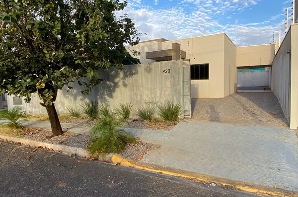 Casa com 2 dormitórios, 80 m² - venda por R$ 450.000,00 ou aluguel por R$ 2.650,00/mês - Rota do Sol - Sorriso/MT