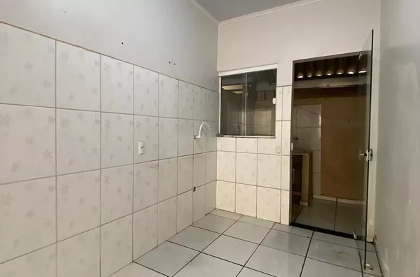 Casa com 2 dormitórios para alugar, 60 m² por R$ 1.450,00/mês - Santa Clara - Sorriso/MT - Foto 4