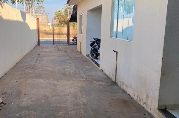 Casa com 2 dormitórios para alugar, 60 m² por R$ 1.450,00/mês - Santa Clara - Sorriso/MT - Foto 2