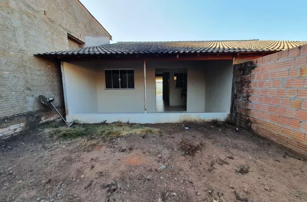 Casa com 2 dormitórios para alugar, 70 m² por R$ 1.850,00/mês - Jardim Carolina - Sorriso/MT - Foto 1