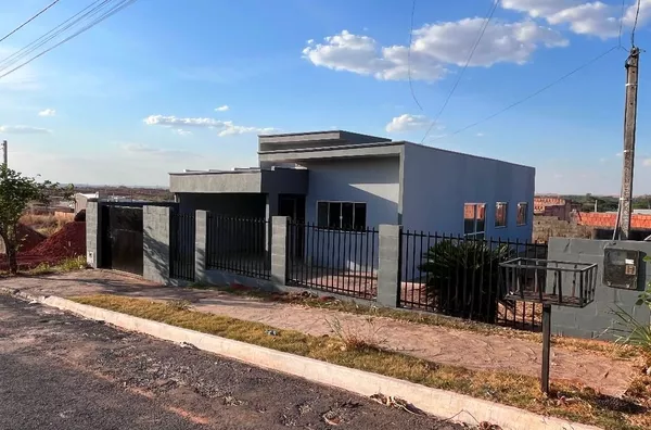 Casa com 3 dormitórios à venda, 133 m² por R$ 550.000,00 -  Reserva Jardim - Sorriso/MT - Foto 1