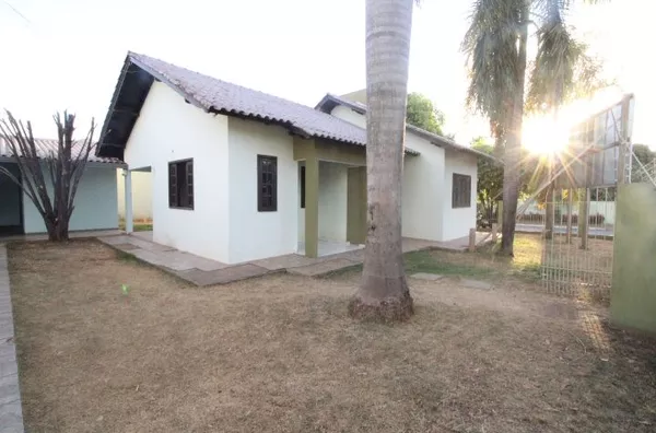 Casa com 3 dormitórios à venda, 100 m² por R$ 800.000,00 - Jardim Bela Vista - Sorriso/MT - Foto 1
