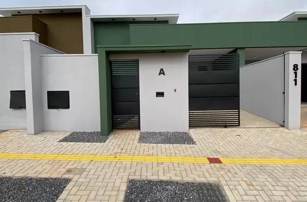 Casa com 3 dormitórios para alugar, 80 m² por R$ 2.600,00/mês - Europark - Sorriso/MT