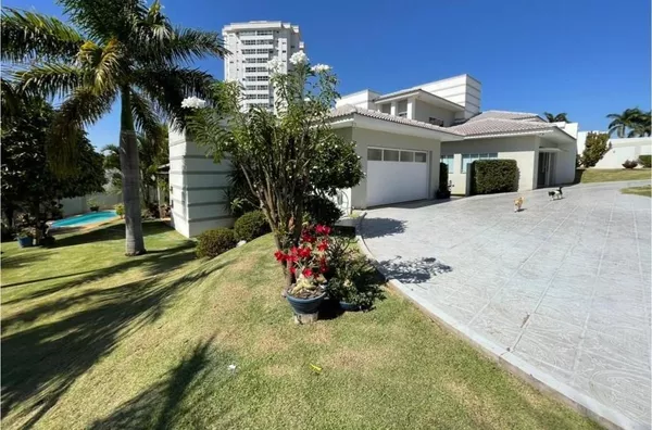 Casa com 5 dormitórios para alugar, 600 m² por R$ 15.000,00/mês - Centro Norte - Sorriso/MT - Foto 1