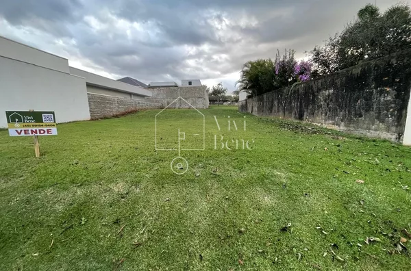 Lote à venda, 300m2, Cond.Villa Conscientia Asa Norte, Cognópolis, Foz do Iguaçu-PR