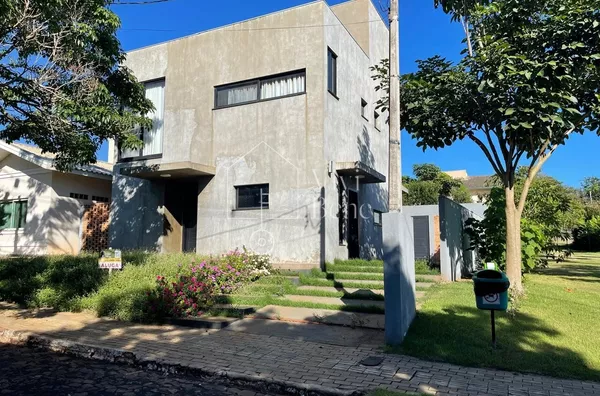 Sobrado para venda ou locação, 02 suites, Cond. Villa Conscientia Asa Norte, Cognópolis, Foz do Iguaçu