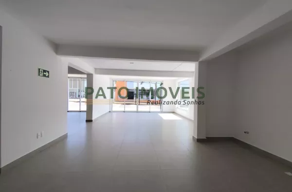 SALA COMERCIAL PARA LOCAÇÃO NO CENTRO