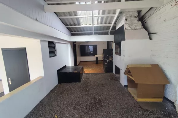 CASA PARA LOCAÇÃO NO CENTRO