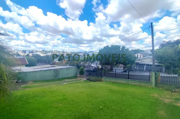 CASA PARA VENDA NO BAIRRO MENINO DEUS