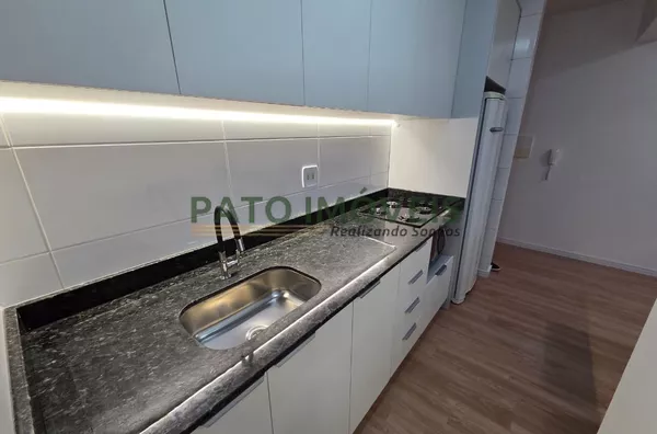 APARTAMENTO SEMI-MOBILIADO PARA LOCAÇÃO NO CENTRO