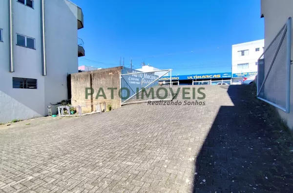 BARRACÃO PARA LOCAÇÃO NA AVENIDA TUPI