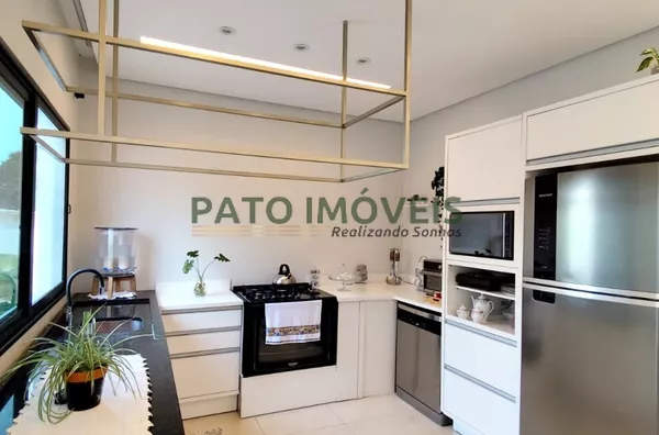 CASA PARA VENDA NO BAIRRO MENINO DEUS 