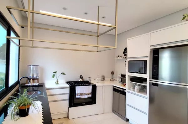 CASA PARA VENDA NO BAIRRO MENINO DEUS 