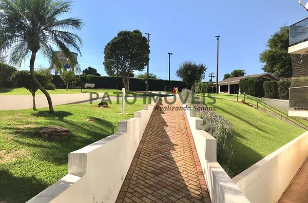 APARTAMENTO AO LADO DO CLUBE PINHEIROS