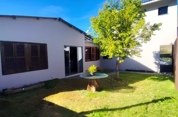 CASA PARA VENDA NO CENTRO DE MANGUEIRINHA