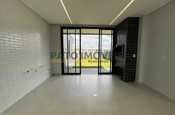 CASA DE ALTO PADRÃO PARA VENDA NO BAIRRO MENINO DEUS