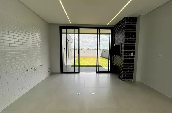 CASA DE ALTO PADRÃO PARA VENDA NO BAIRRO MENINO DEUS