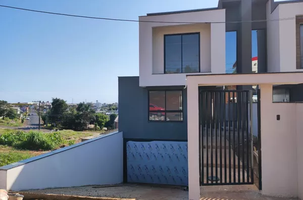 TRIPLEX  COM EXCELENTE ACABAMENTO