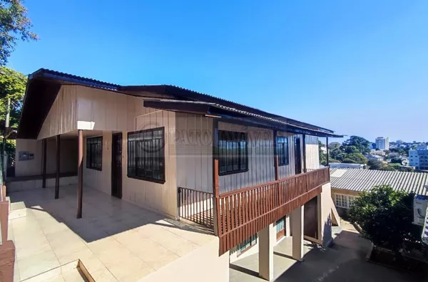 CASA PARA VENDA NO BAIRRO LA SALLE