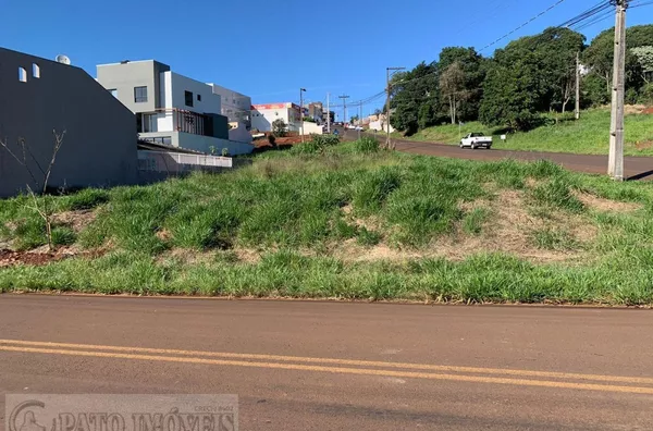 TERRENO DE ESQUINA A UMA QUADRA DA AVENIDA TUPI, BAIRRO CRISTO REI